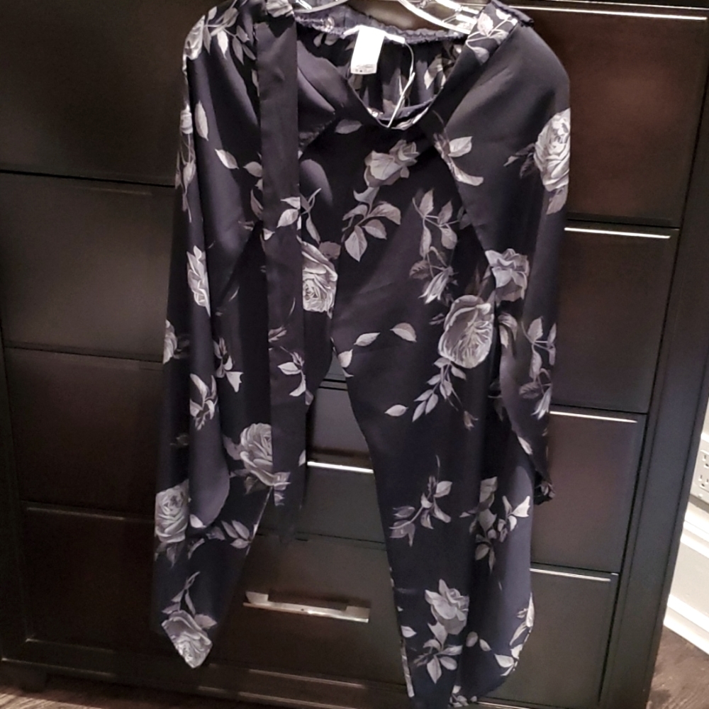 NWT Women's Lock & Key Open Leg Pants